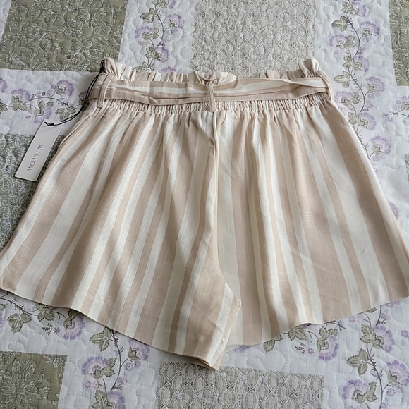 Willow Johnny Striped High Tie-Waist Linen Shorts - Picture 12 of 16